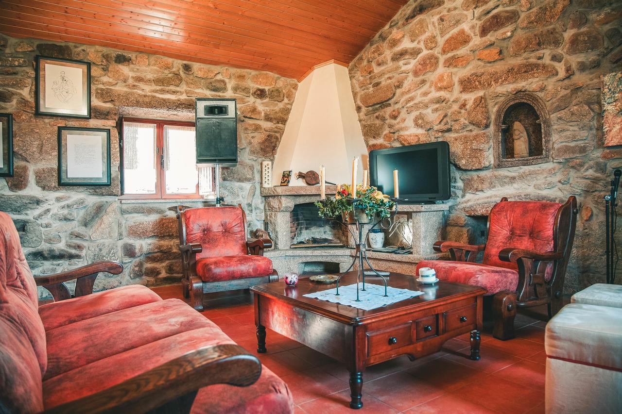 Гостевой дом Aldeia Do Codecal Codecal  Экстерьер фото